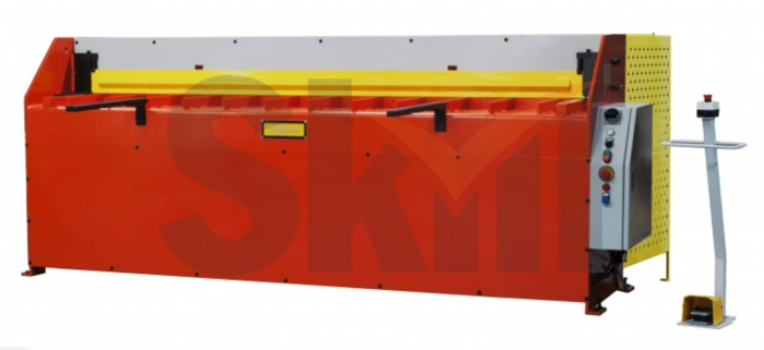 Гильотина гидравлическая HQ01-1.6X2500B