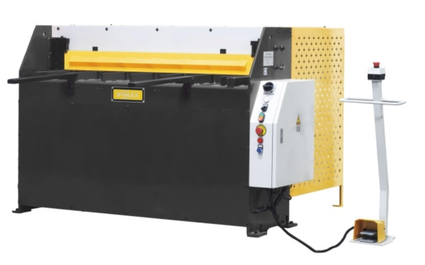 Гильотина гидравлическая HQ01-2X1320B