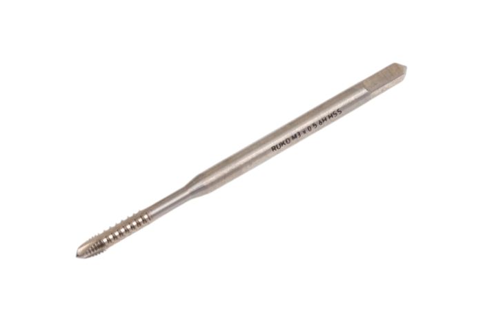 Метчик шахматный Ruko HSS-G DIN371 6h метрическая резьба М3х0,5 272030 Метчик шахматный Ruko HSS-G DIN371 6h метрическая резьба М3х0,5 272030